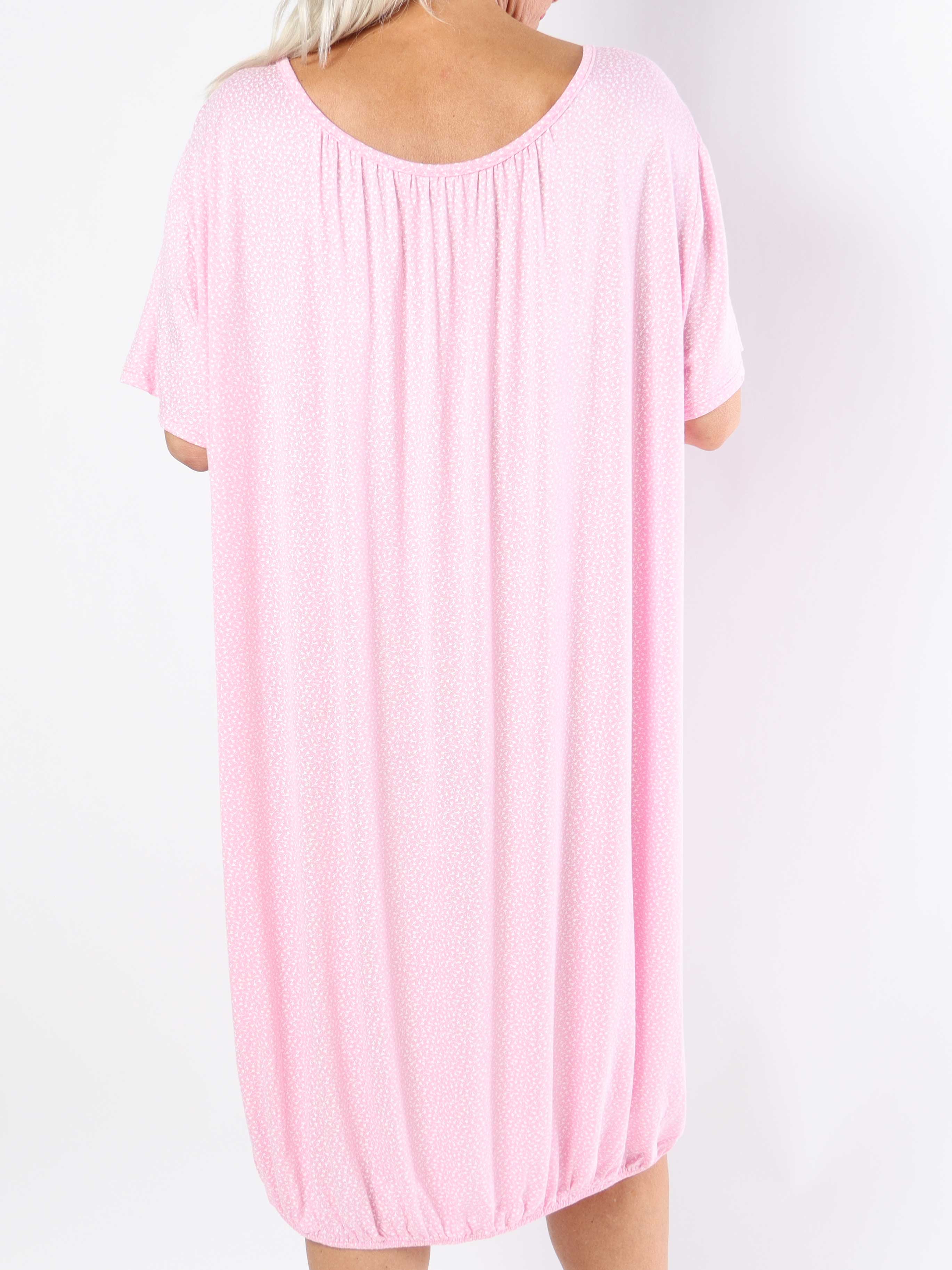 Miracle Flower Dress - Plus size kjole i viskose med elastik forneden